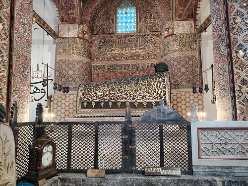 Mevlana Museum - Konya - My Forever Travel Rumi mausoleum