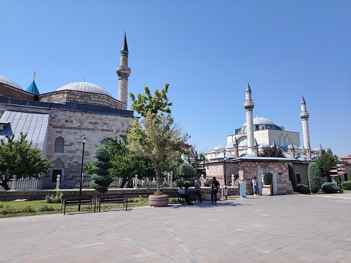Mevlana Museum - Konya - My Forever Travel Rumi mausoleum
