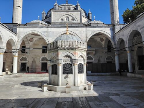 Yeni Valide Camii - Ottoman Imperial Mosques