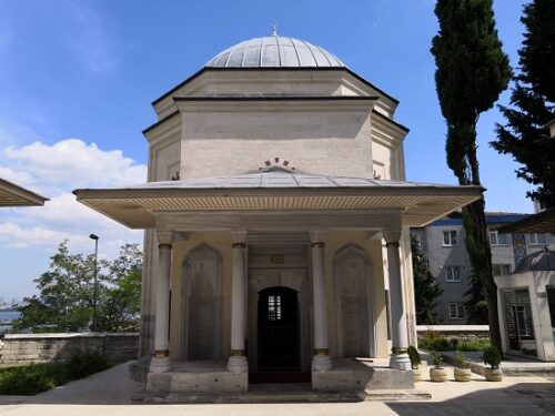 Yavuz Sultan Selim Mosque - Istanbul - My Forever Travel Hafsa Sultan Türbe