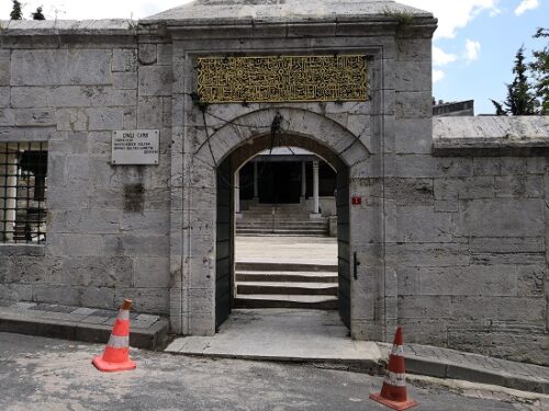 Çinili Camii