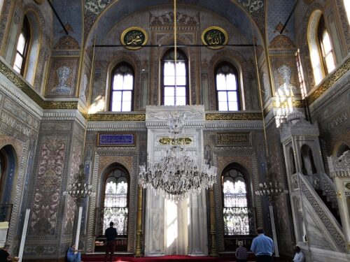 Pertevniyal Valide Sultan Mosque - Istanbul - My Forever Travel Pertevniyal Valide Sultan Mosque - Istanbul