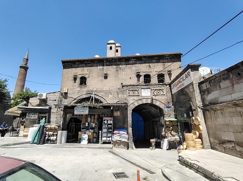 Melik Mehmet Gazi Mosque (Grand Mosque) - Kayseri - My Forever Travel Melik Mehmet Gazi Mosque - Kayseri