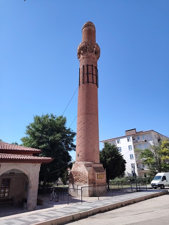 Aksaray - My Forever Travel Bent minaret
